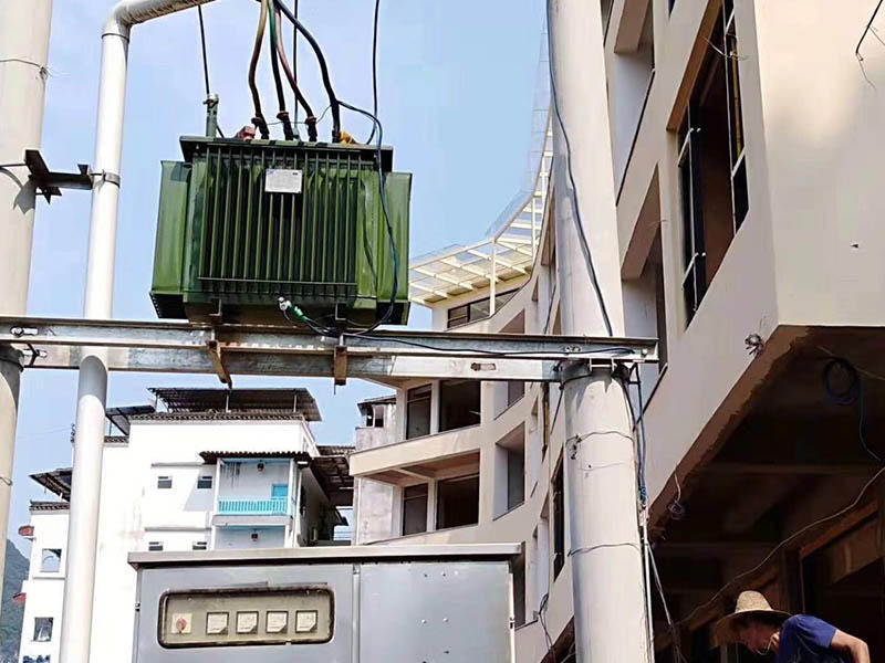 Installazione di un trasformatore box in stile europeo in una zona residenziale nel Guangxi